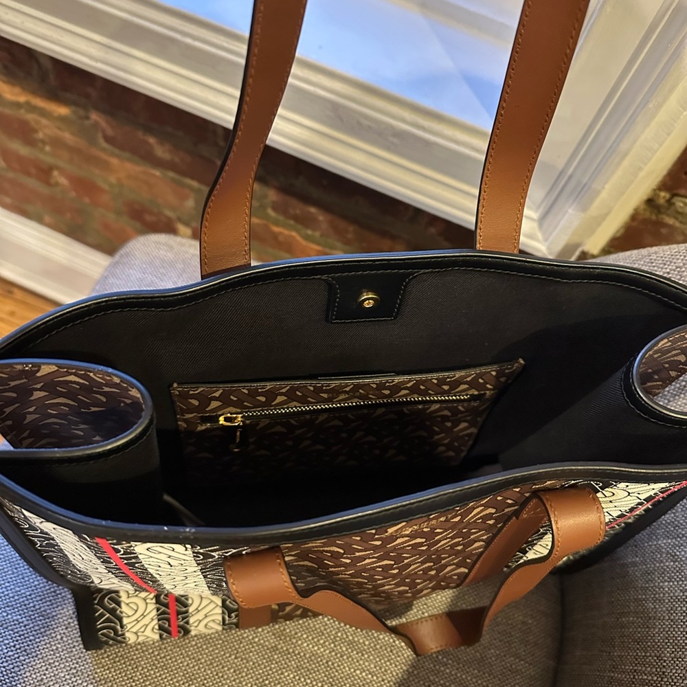 Burberry E-Canvas Monogram stripe Book Tote- Bridle brown - Picture 4 of 4